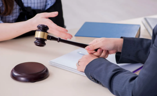 What Every Victim Needs to Know Before Hiring a Lawyer