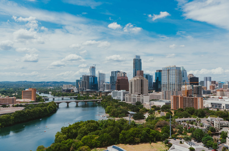 Relocating to Austin, Texas: A Comprehensive Guide to Costs and Benefits